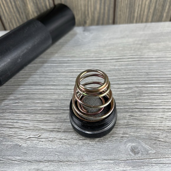 Vtg 10" Mag Lite Instrument 3D Cell Flashlight Ontario CA With Extra Light Bulb - Picture 14 of 16